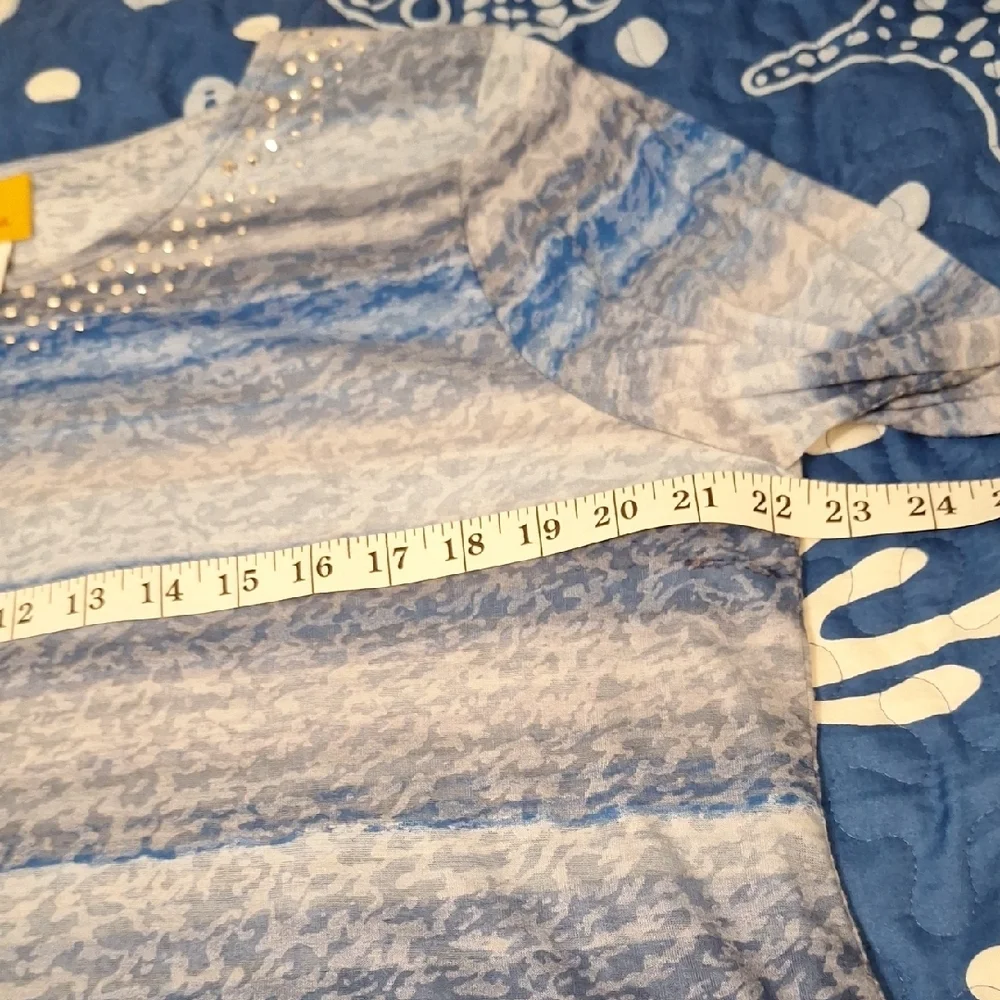 Ruby Rd. Blue and Gray Patterned Tunic - Picture 7 of 9